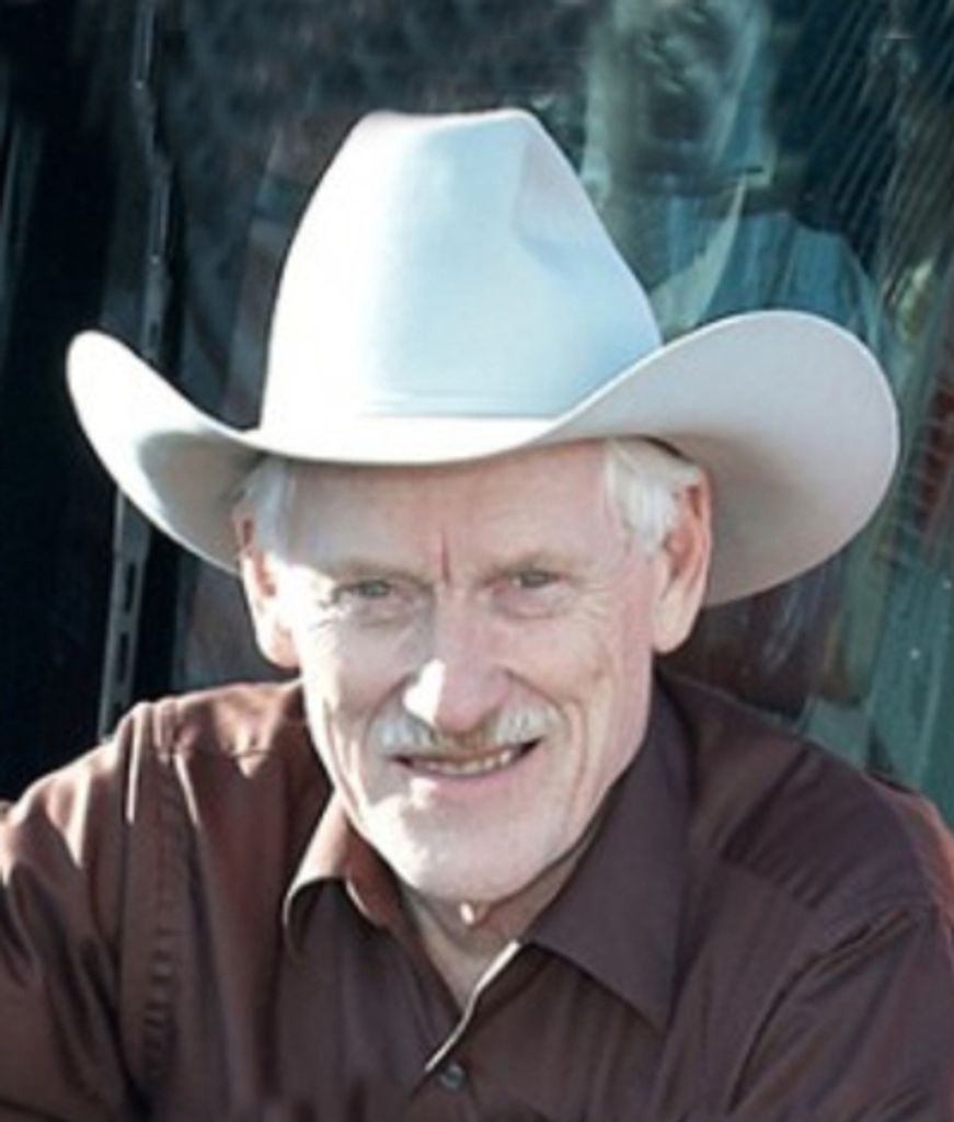 Paul D Gunderson