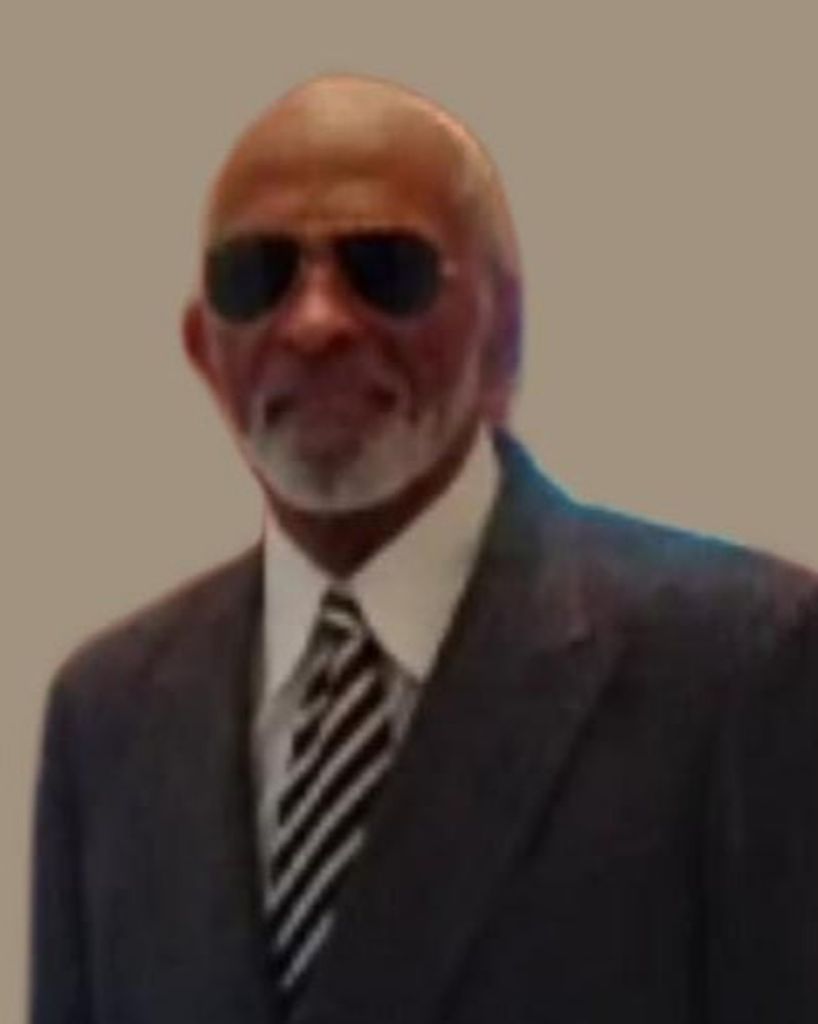 JOHNNY OLIVER, JR. Profile Photo