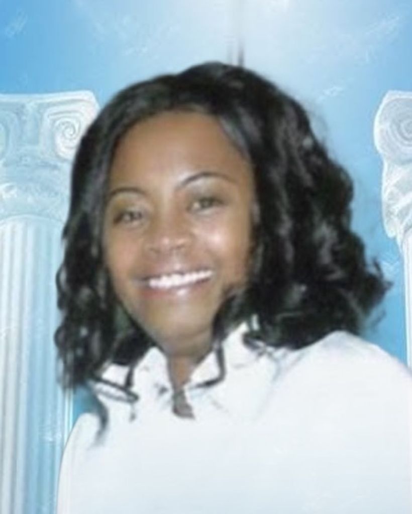 Tavone “Champagne” Paul Profile Photo