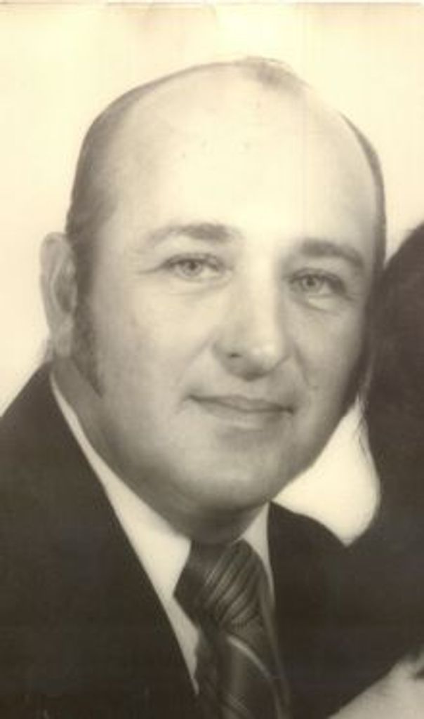 Kenneth D Cross