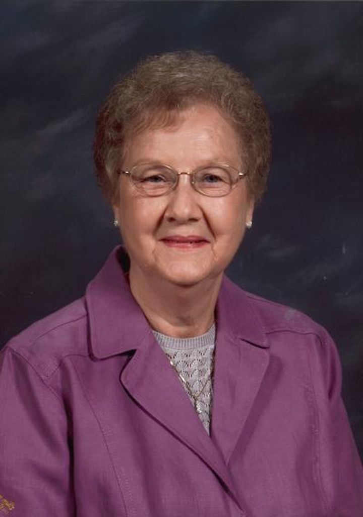 Louellen Harriette Svec Profile Photo