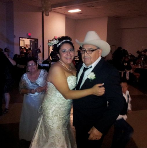 Jose Saenz photo gallery thumbnail 36 of 63