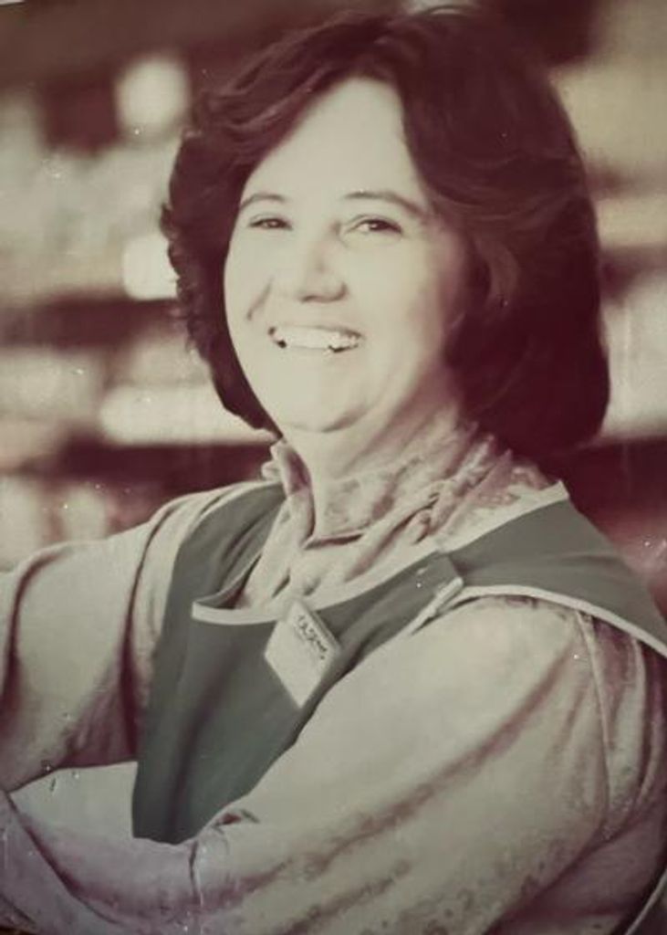 Mary Joanne Hernandez Profile Photo
