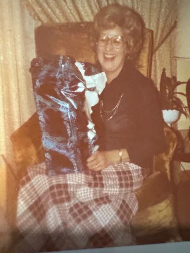Wanda L. (Bowers)  Longstreth photo gallery thumbnail 12 of 71