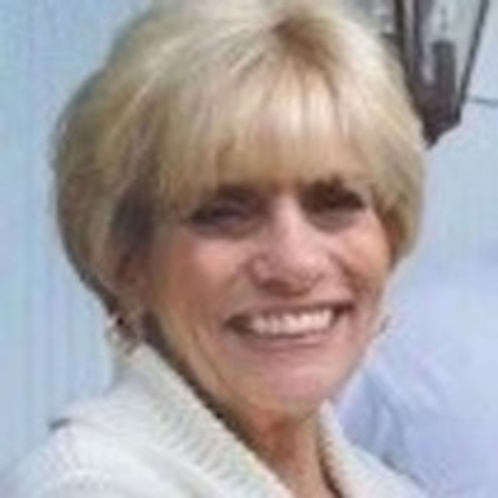 Edna V Milonas Profile Photo