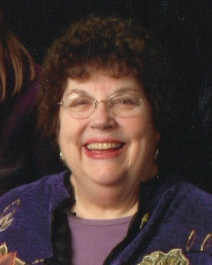 Linda Meyers Profile Photo