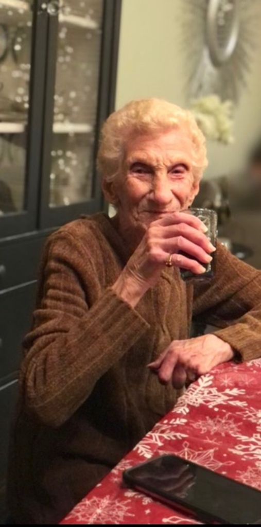 Santa S. Oslager (Nee Ferrante)