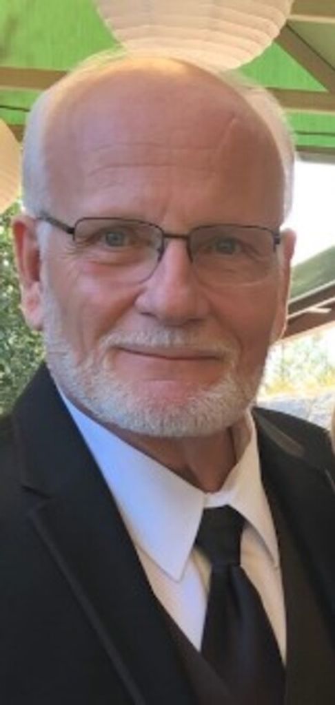 James Chris Zelein Profile Photo