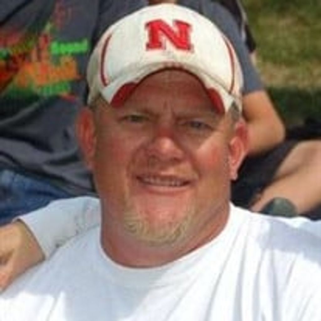 Troy Skelton