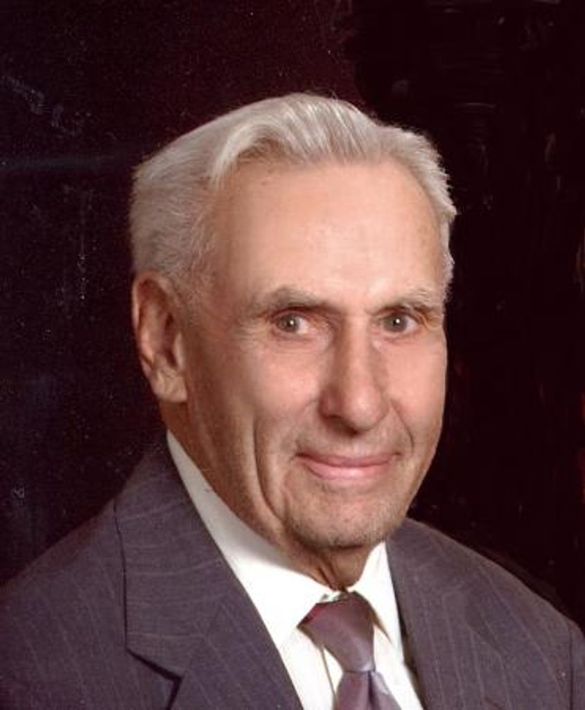 Richard J. Henke, Sr.