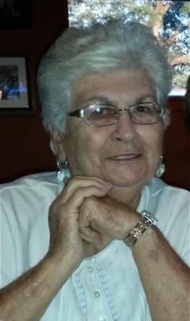 Frances Dodie Cavness Profile Photo