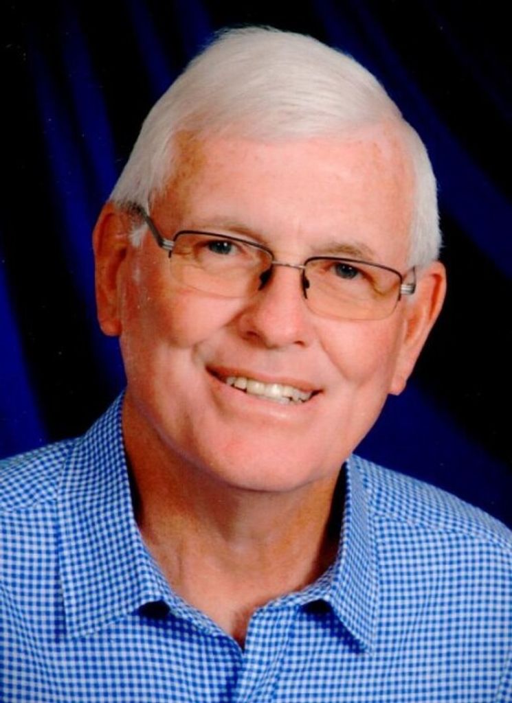 Robert W. Stone Profile Photo