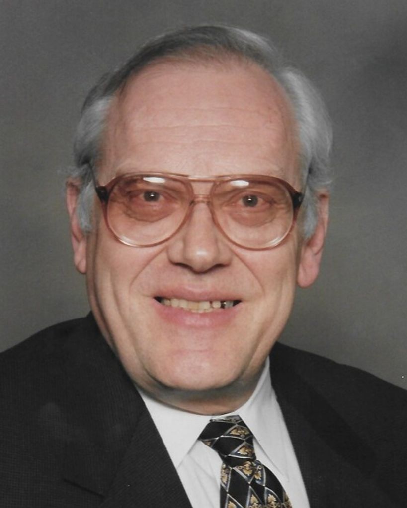 EARL HERZOG Profile Photo