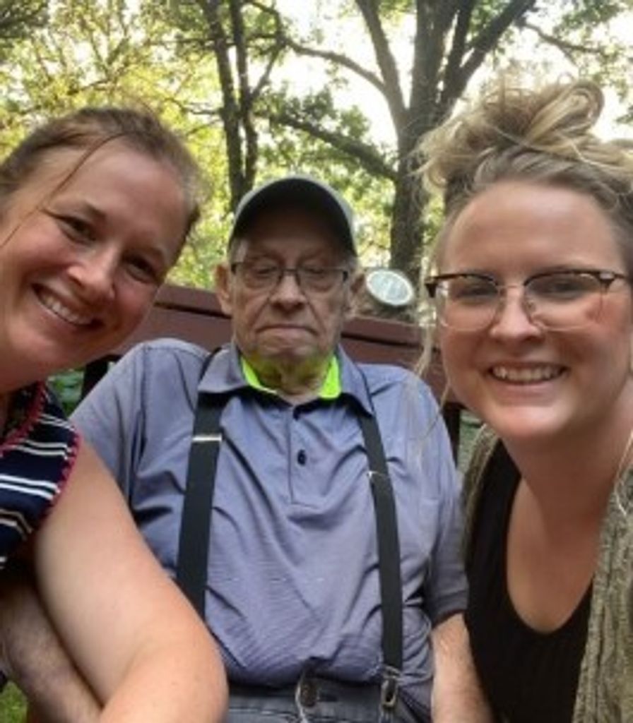 Leslie Cantlon Profile Photo