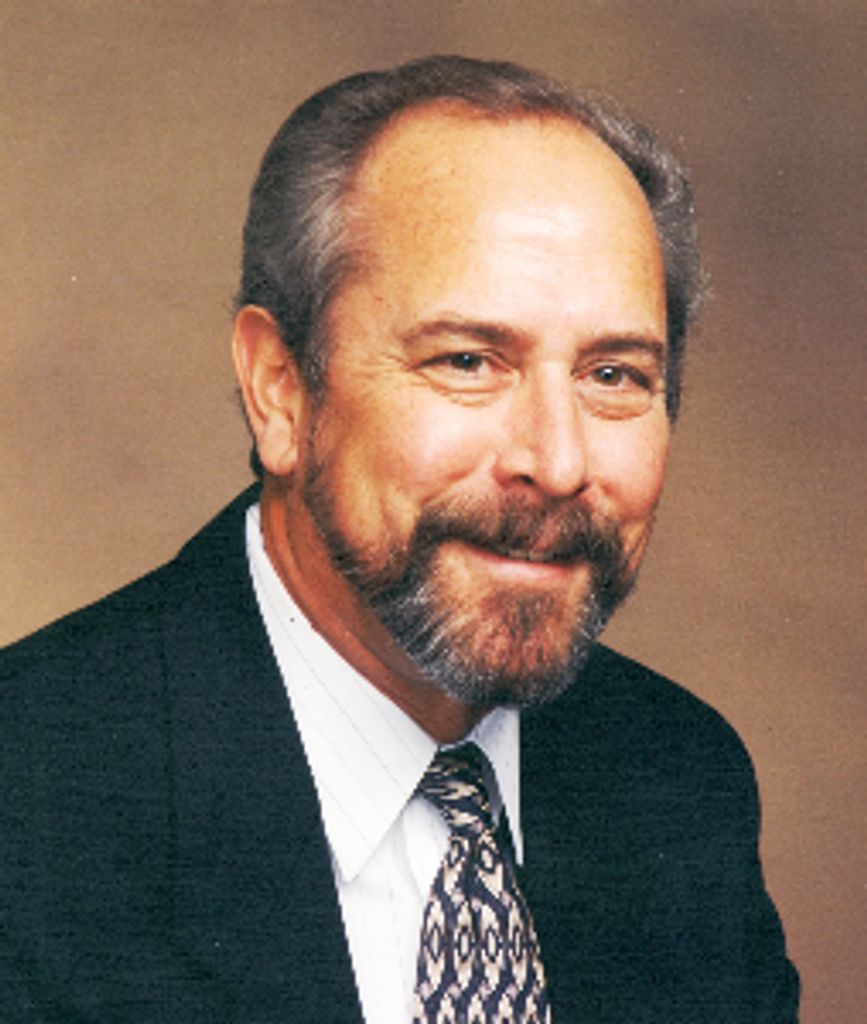 Verne Carl Gustafson Profile Photo