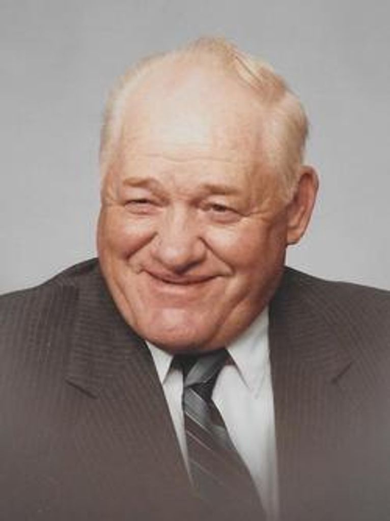 Raymond "Red" John Von Rueden Profile Photo