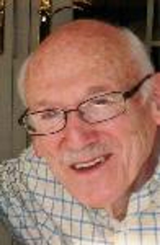 Helmut  "Hal" Lobenstein