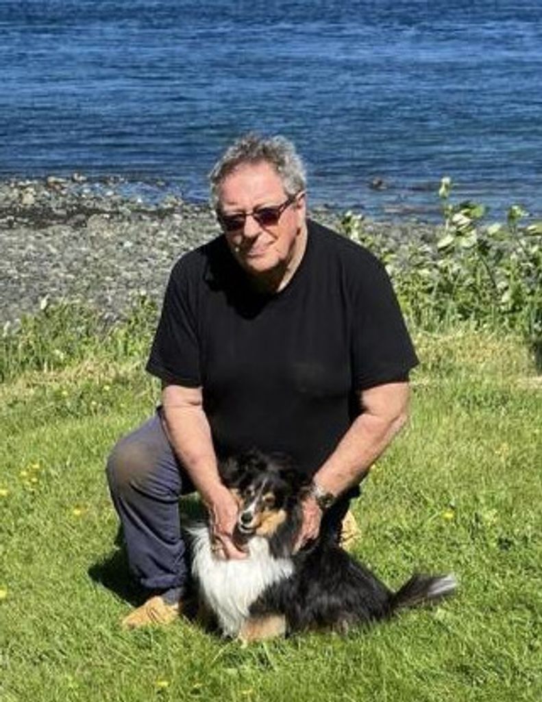 John F Larkin Profile Photo