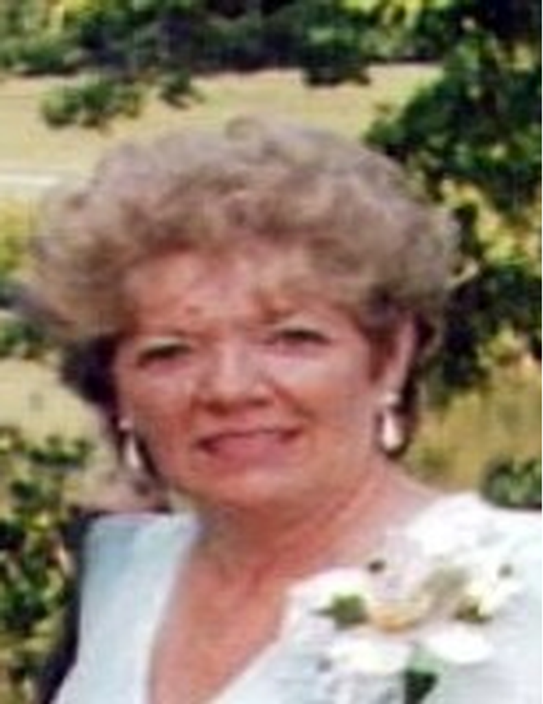 Carolyn  Hale Comentale