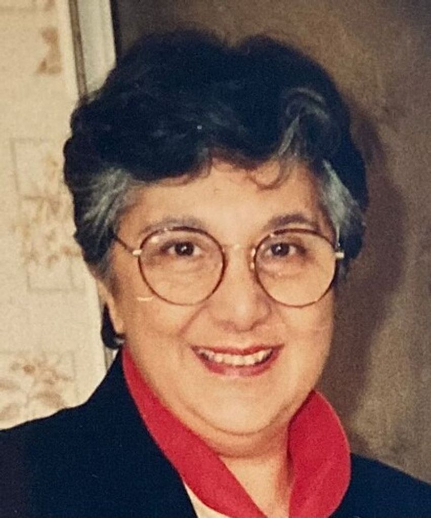 Sarah Moradian Profile Photo