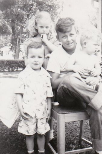 Ron Cress photo gallery thumbnail 4 of 22