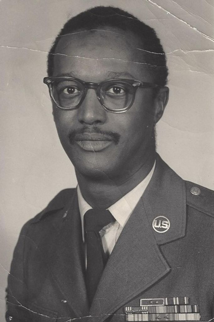 Leander Bernard Izzard, Sr.