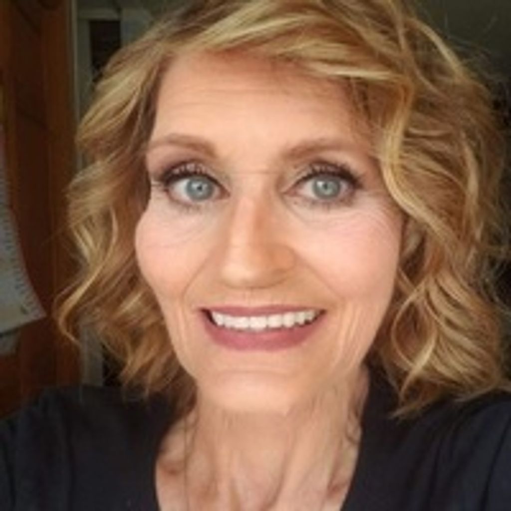 Theresa L Sawkenas