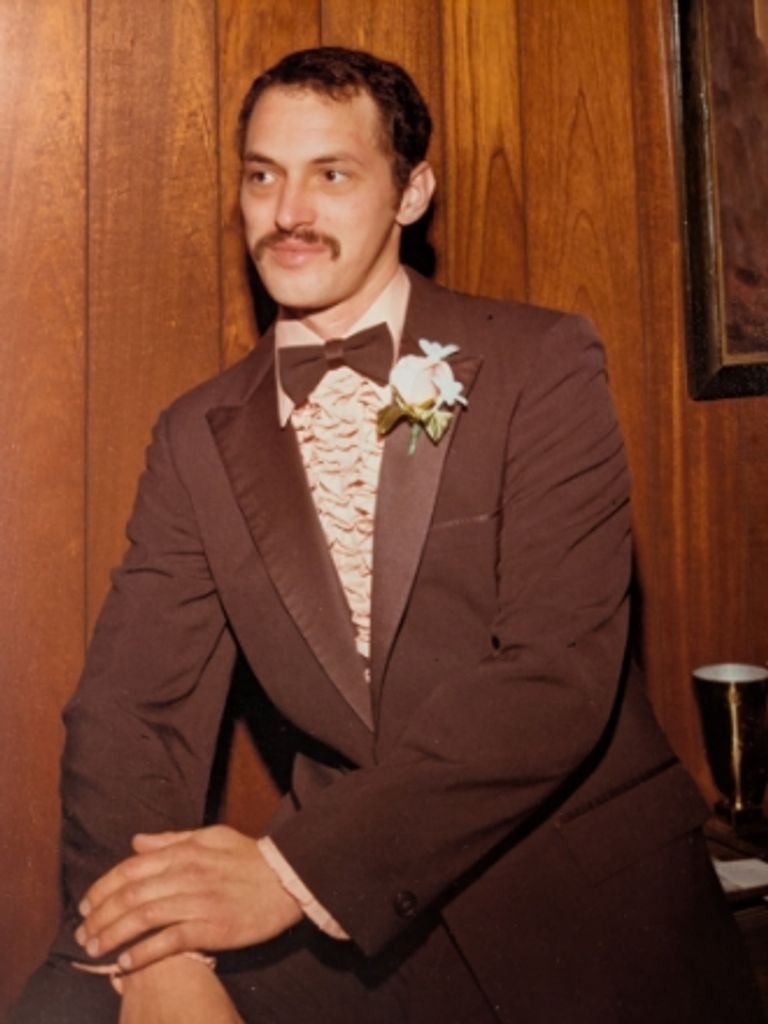 Kenneth "Ken" Yoder