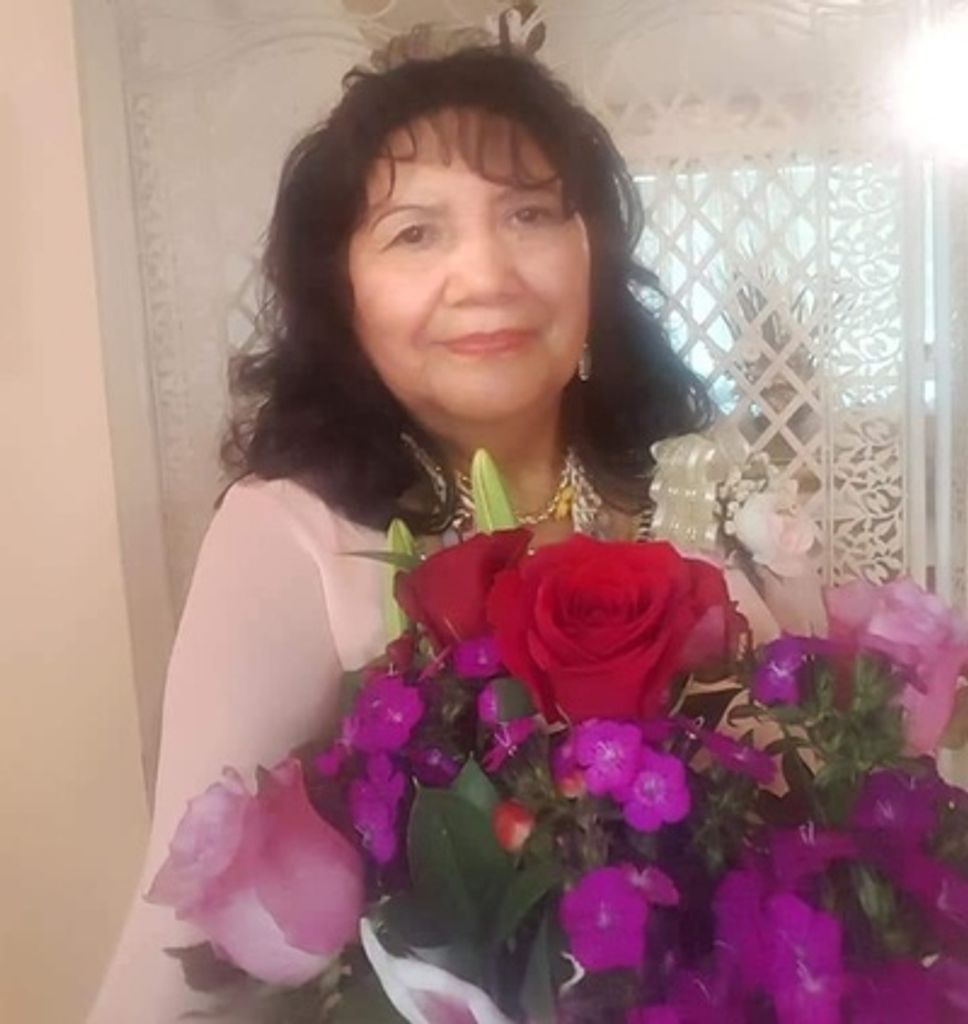 Amparo Salinas Amaton Profile Photo
