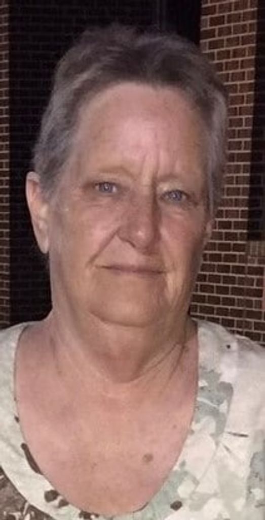 Lee Ellen Groves Profile Photo