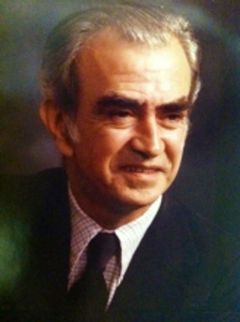 Eduardo Fiegehen Calderon, M.D.