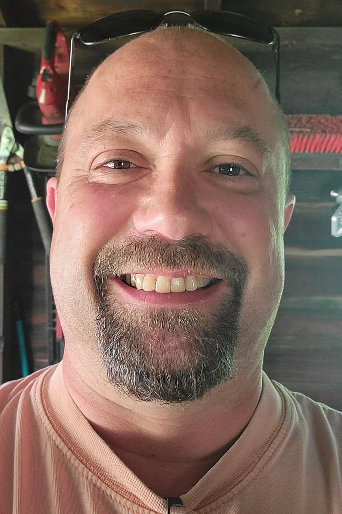 Eric Wade Profile Photo