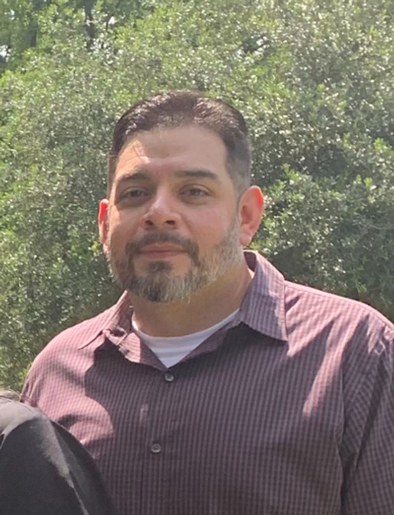 Roland Richard Hernandez Sr.