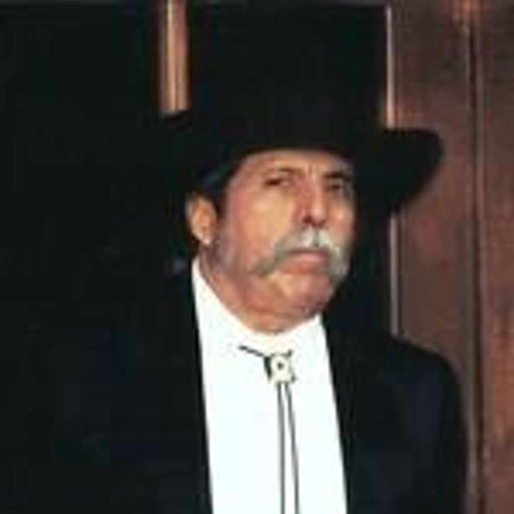 Julian - Perez Interial