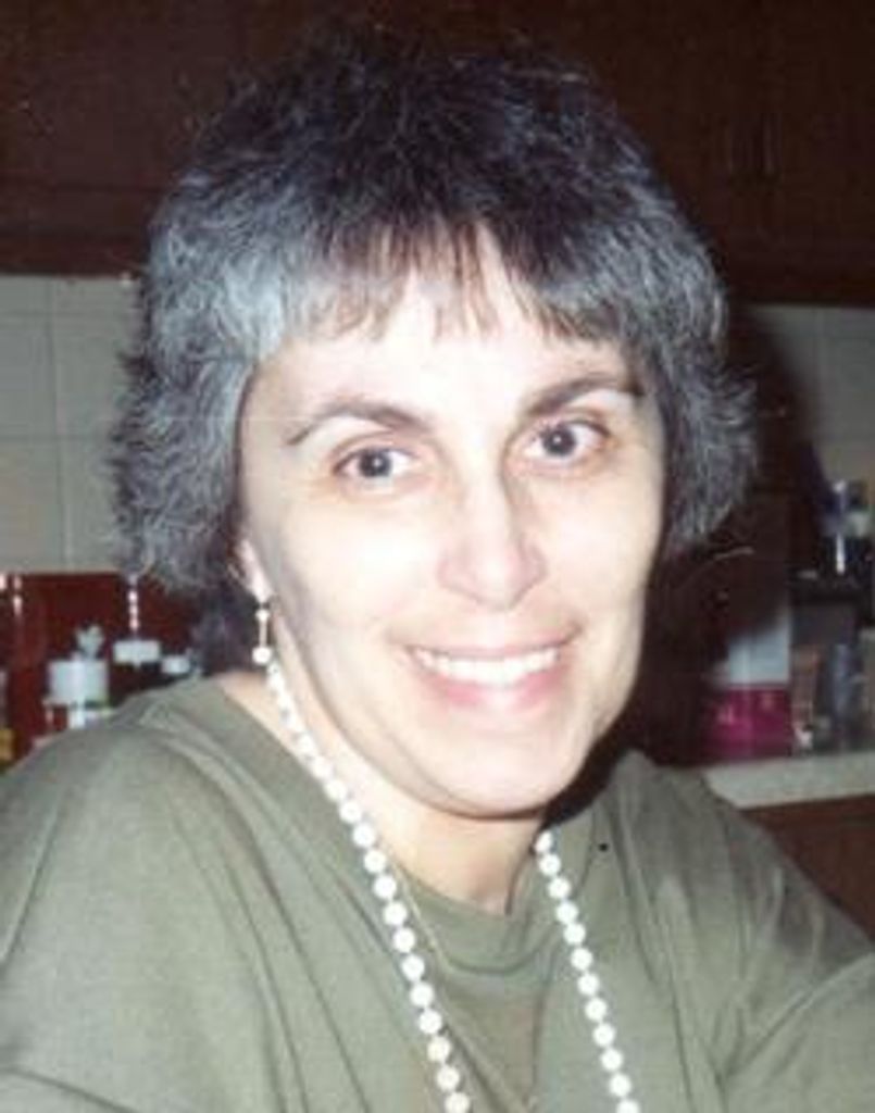 Elisa Moffett Profile Photo