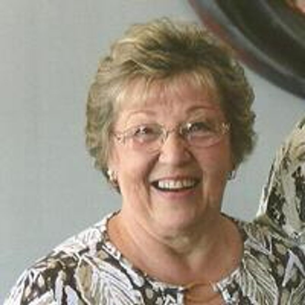 Joellen Stefanik