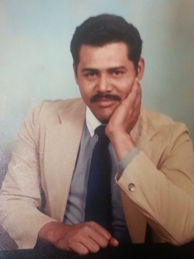 Alejandro Zelaya Profile Photo