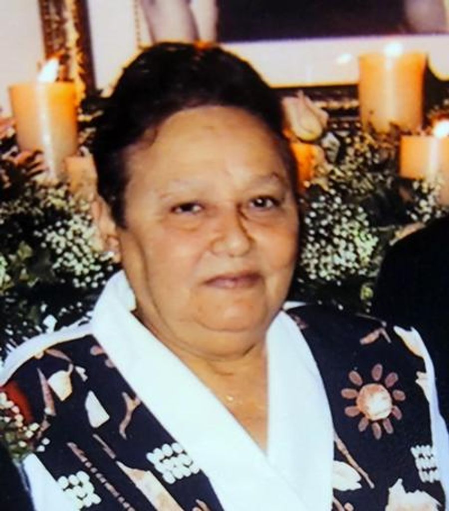 Nelly Santiago Profile Photo
