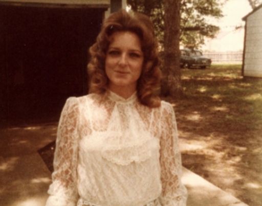 Linda Carol Smith photo gallery thumbnail 26 of 40