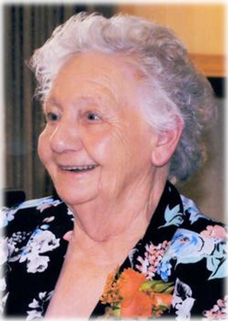 Dolores "Dee" Cranston