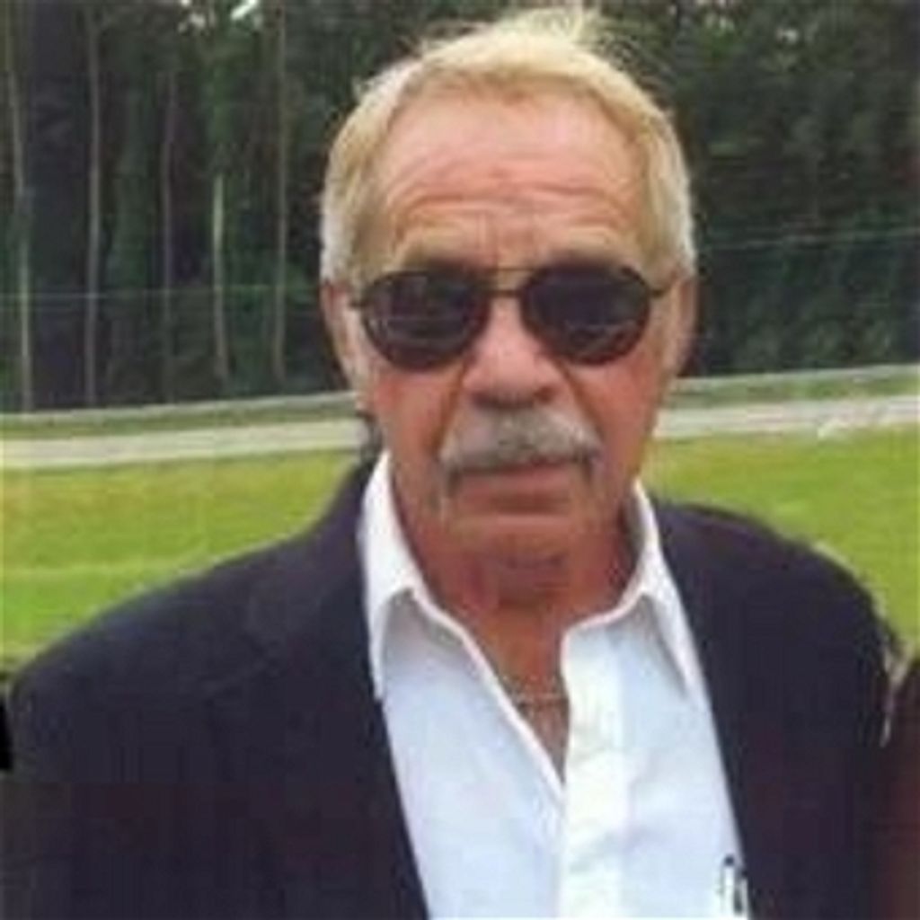 Robert Wayne "Pete" Williams Profile Photo