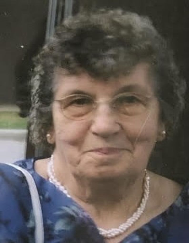 Elizabeth Mae Chase Profile Photo