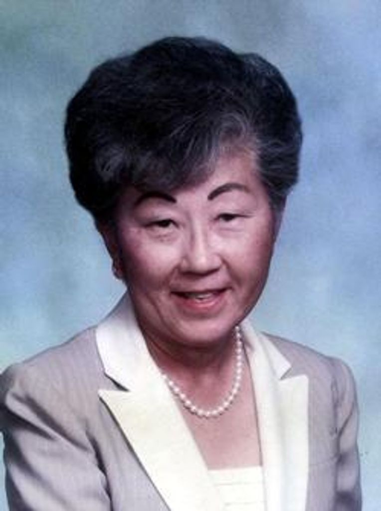 Helen Hatsumi Adler