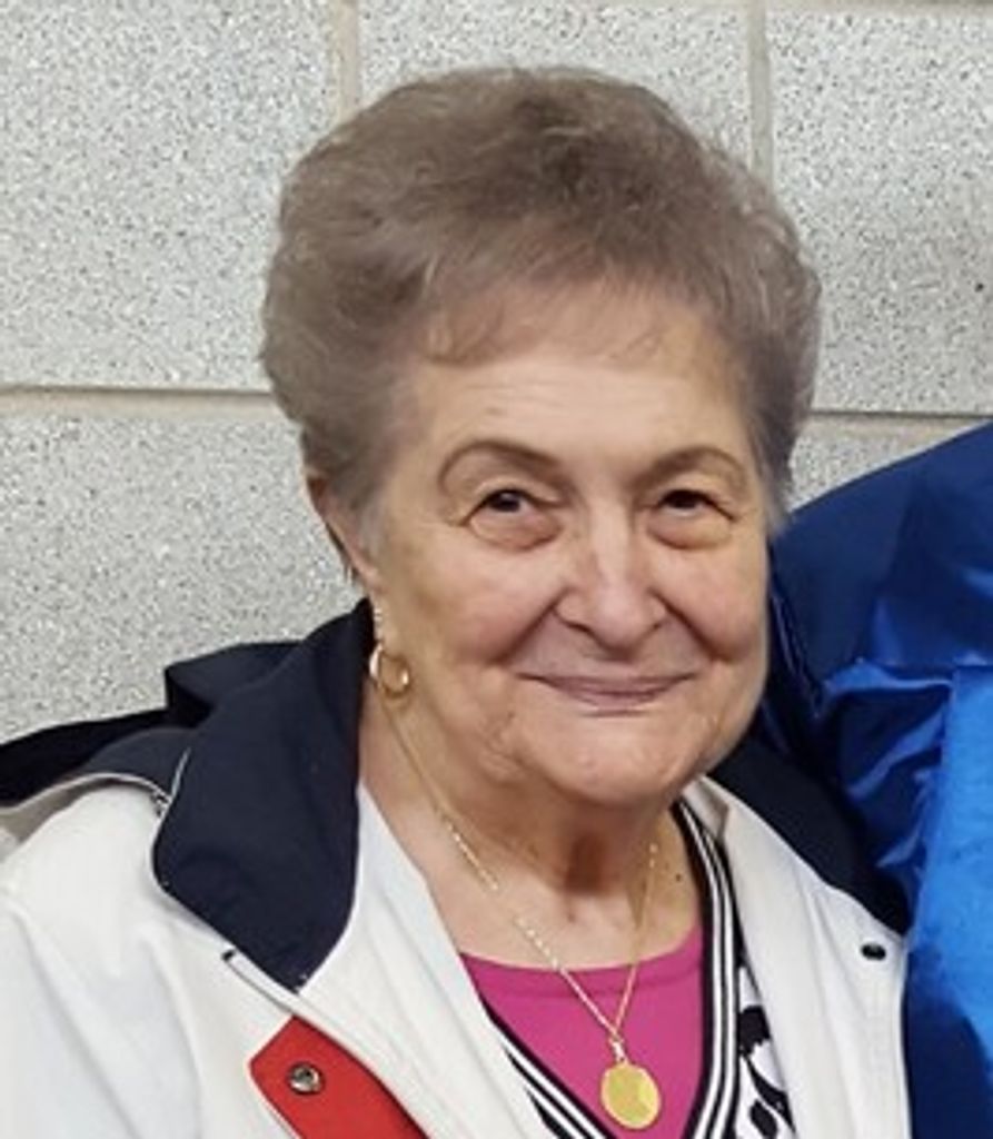 Shirley Bratschi Profile Photo