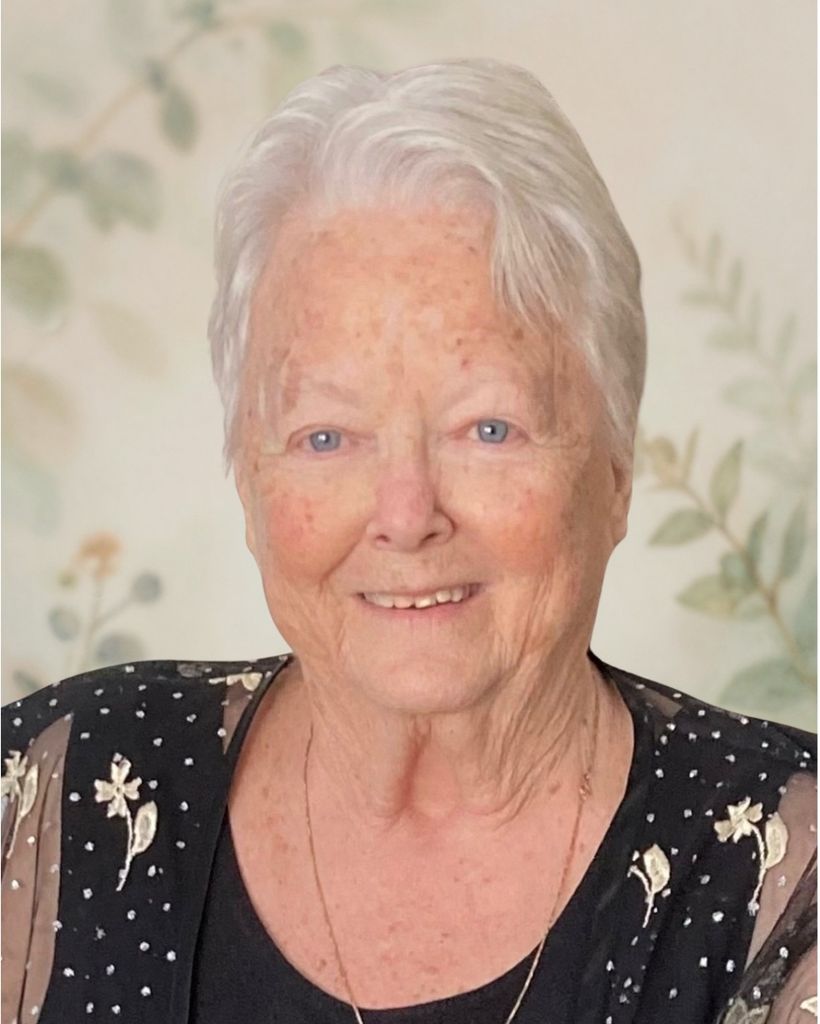 Ruth Lloyd Profile Photo