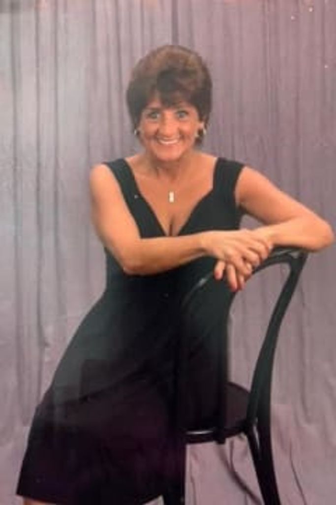 Ms. Jeannie Faye "Susie" Farris