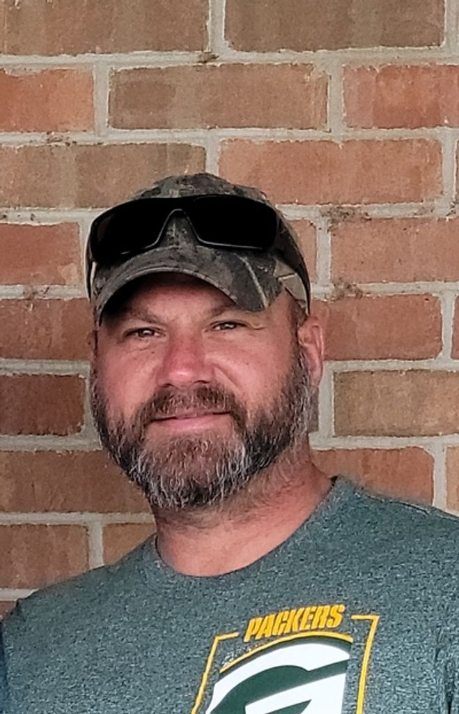 Dustin Lee White Profile Photo