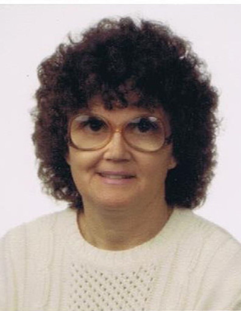 Anita (Gund)  White