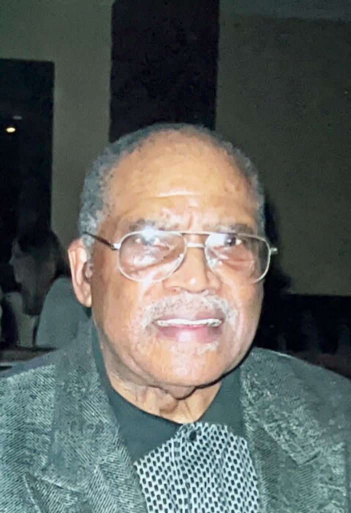 Carlin Smith Sr.