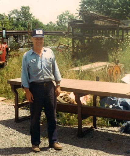 Tom D. East photo gallery thumbnail 102 of 183